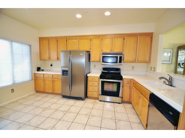 49 Outlook Circle Pacifica, CA 94044 - Photo 5 of 22