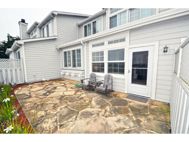 49 Outlook Circle Pacifica, CA 94044 - Photo 10 of 22