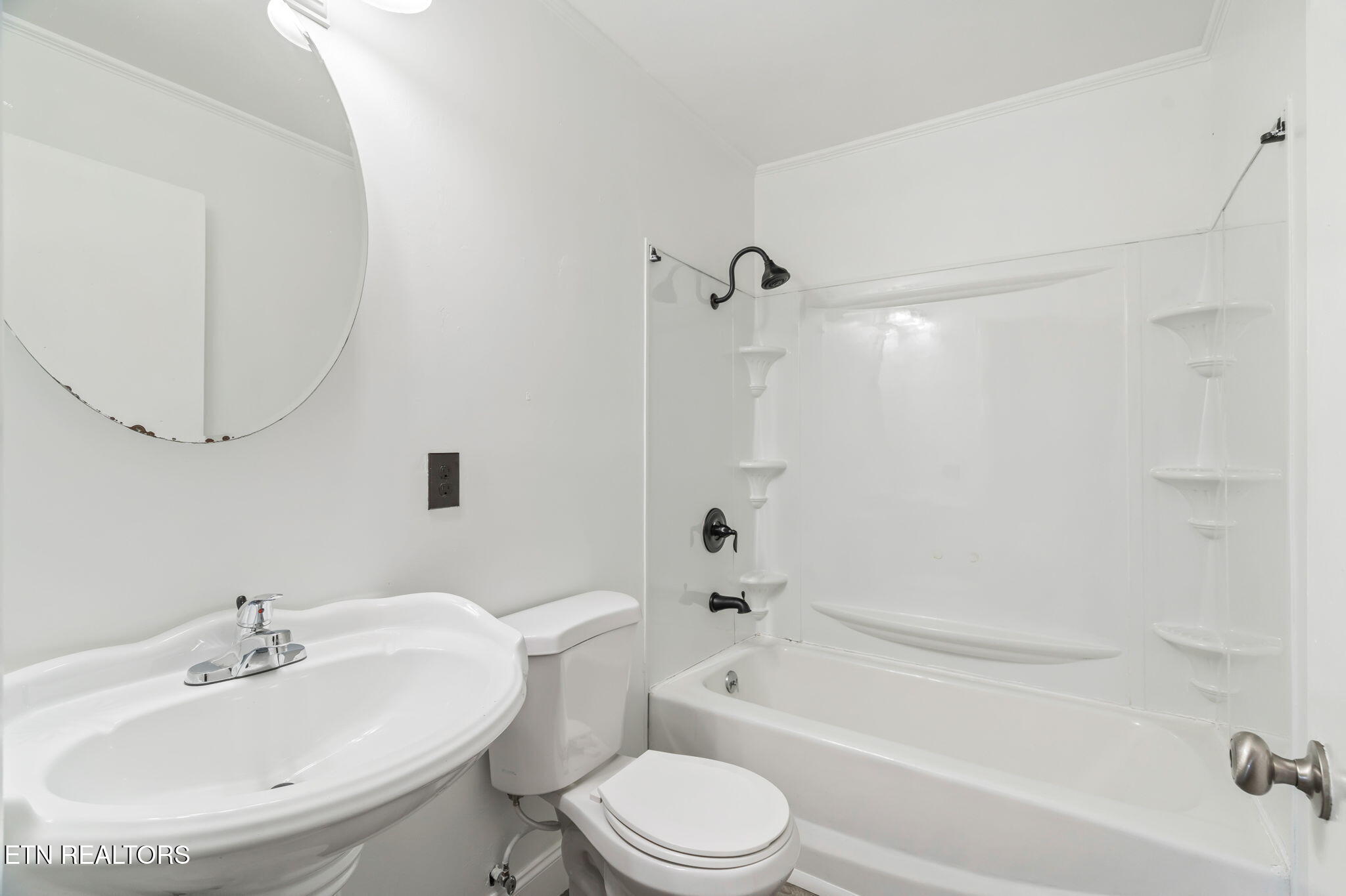 215 Fowler Street Vonore, TN 37885 - Photo 15 of 36 24-web-or-mls-215 Fowler Street-5