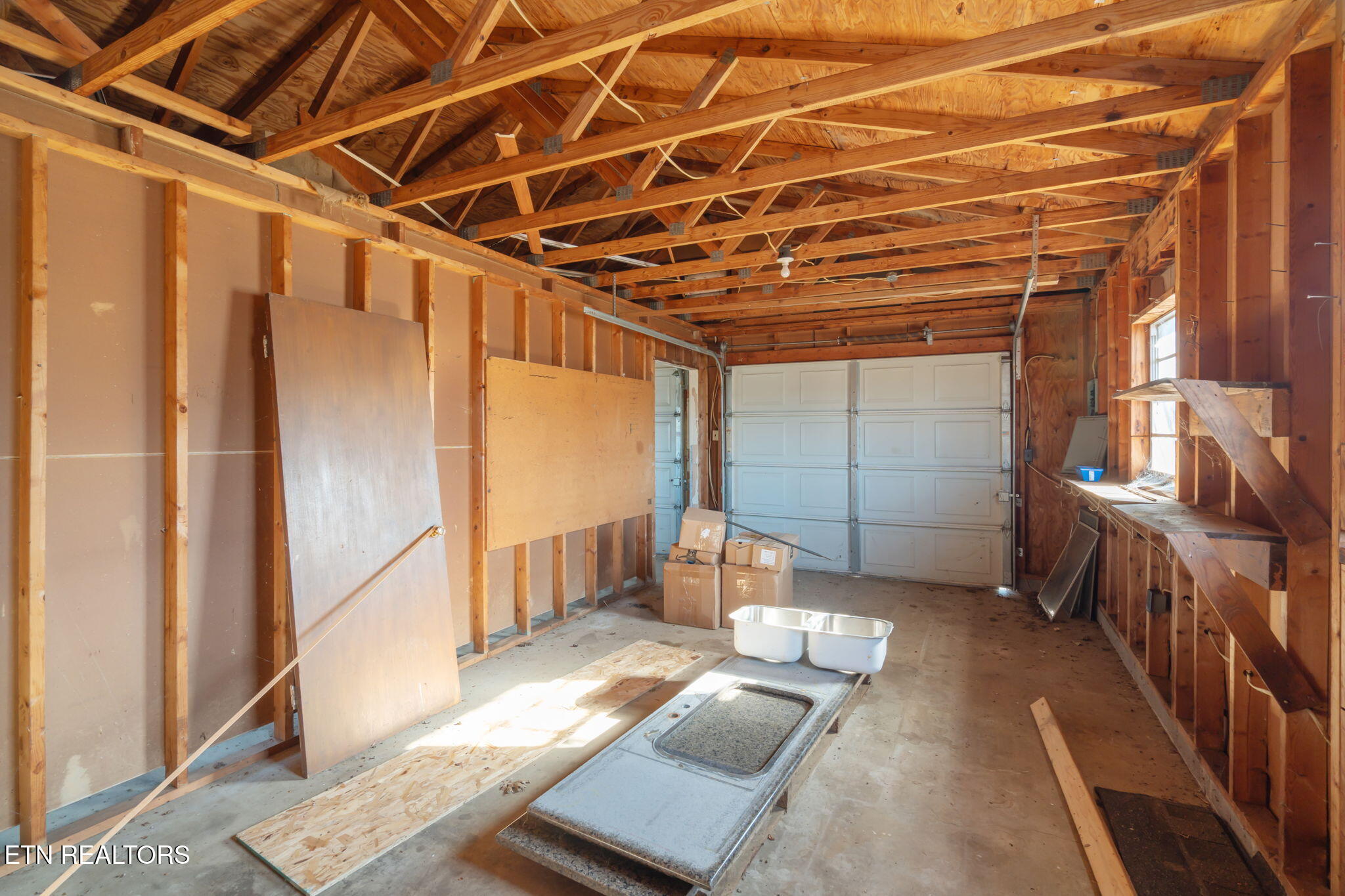 215 Fowler Street Vonore, TN 37885 - Photo 29 of 36 42-web-or-mls-215 Fowler Street-33