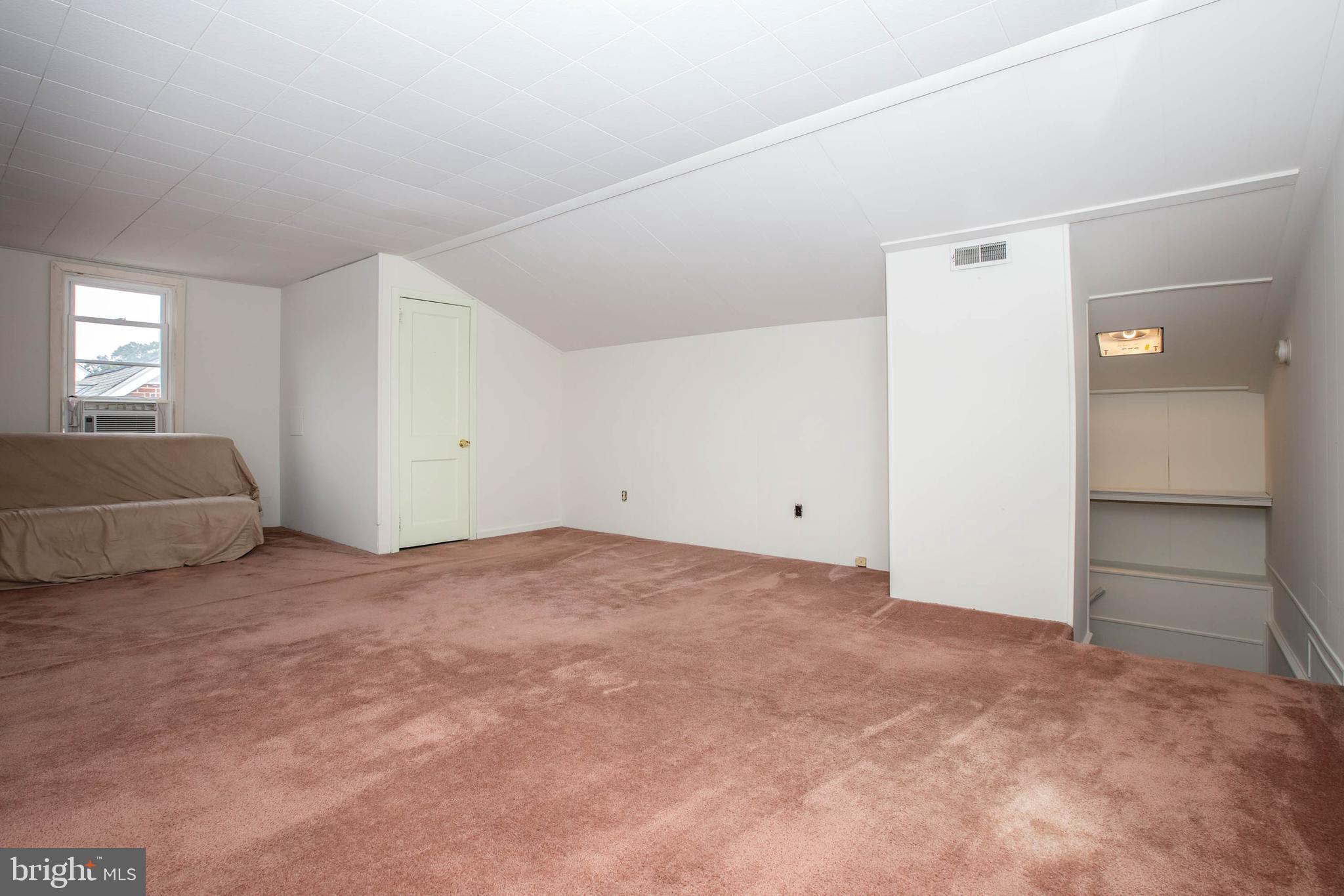 1813 Prospect Ridge Boulevard Haddon Heights, NJ 08035 - Photo 22 of 36 Large Upstairs Bedroom