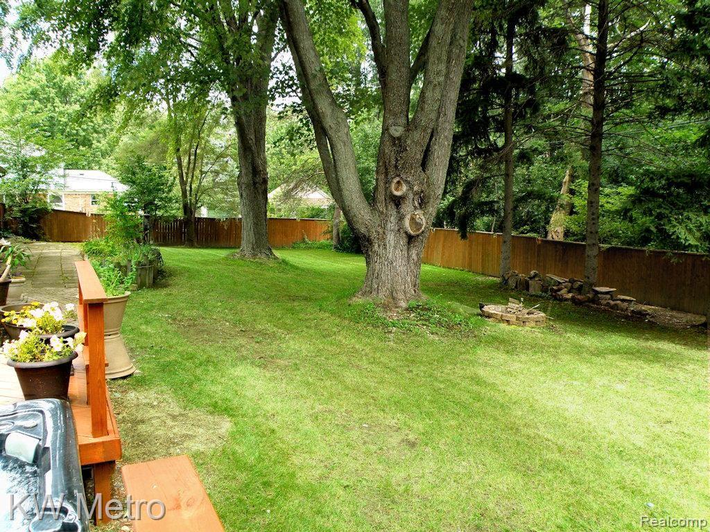 3414 North Adams Road Troy, MI 48084 - Photo 24 of 27 Gallery Image 24