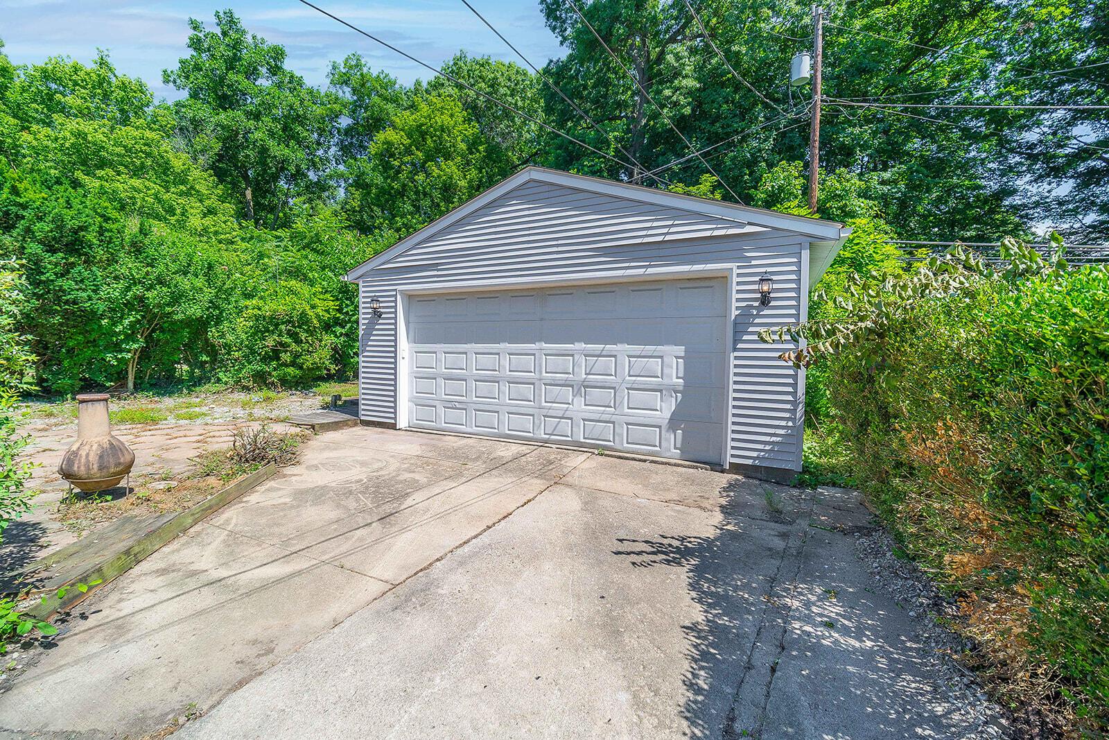 2736 Wildwood Road Columbus, OH 43231 - Photo 42 of 45 2736 Wildwood Rd-13
