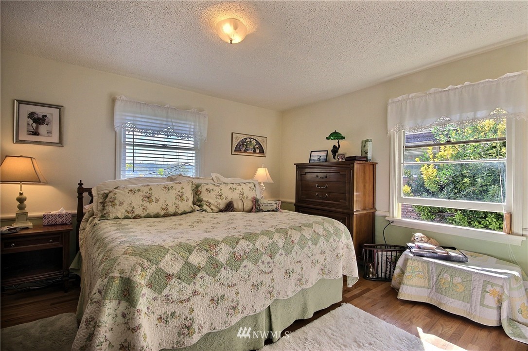 338 Stevens Avenue Southwest Renton, WA 98057 - Photo 14 of 25