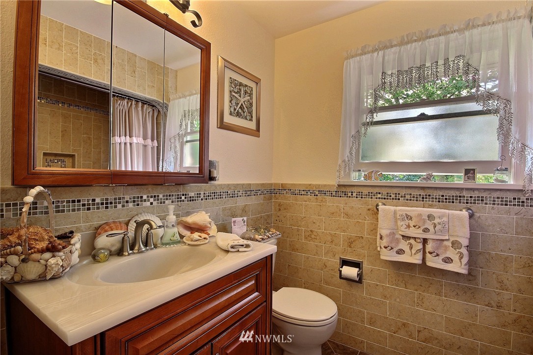338 Stevens Avenue Southwest Renton, WA 98057 - Photo 15 of 25