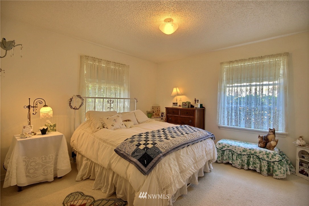 338 Stevens Avenue Southwest Renton, WA 98057 - Photo 17 of 25