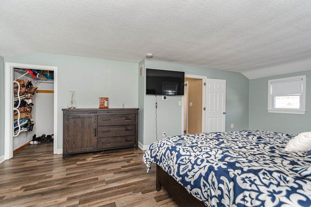 25 Edgewood Road Tewksbury, MA 01876 - Photo 18 of 36 Gallery Image 18