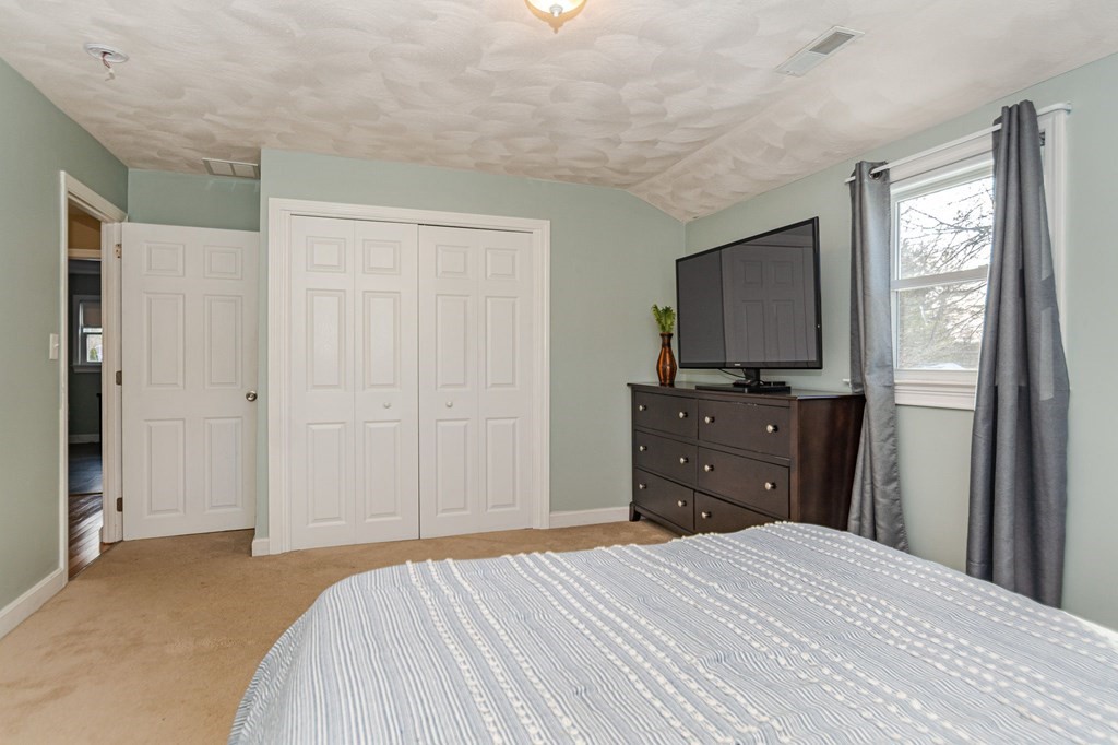 25 Edgewood Road Tewksbury, MA 01876 - Photo 25 of 36 Gallery Image 25