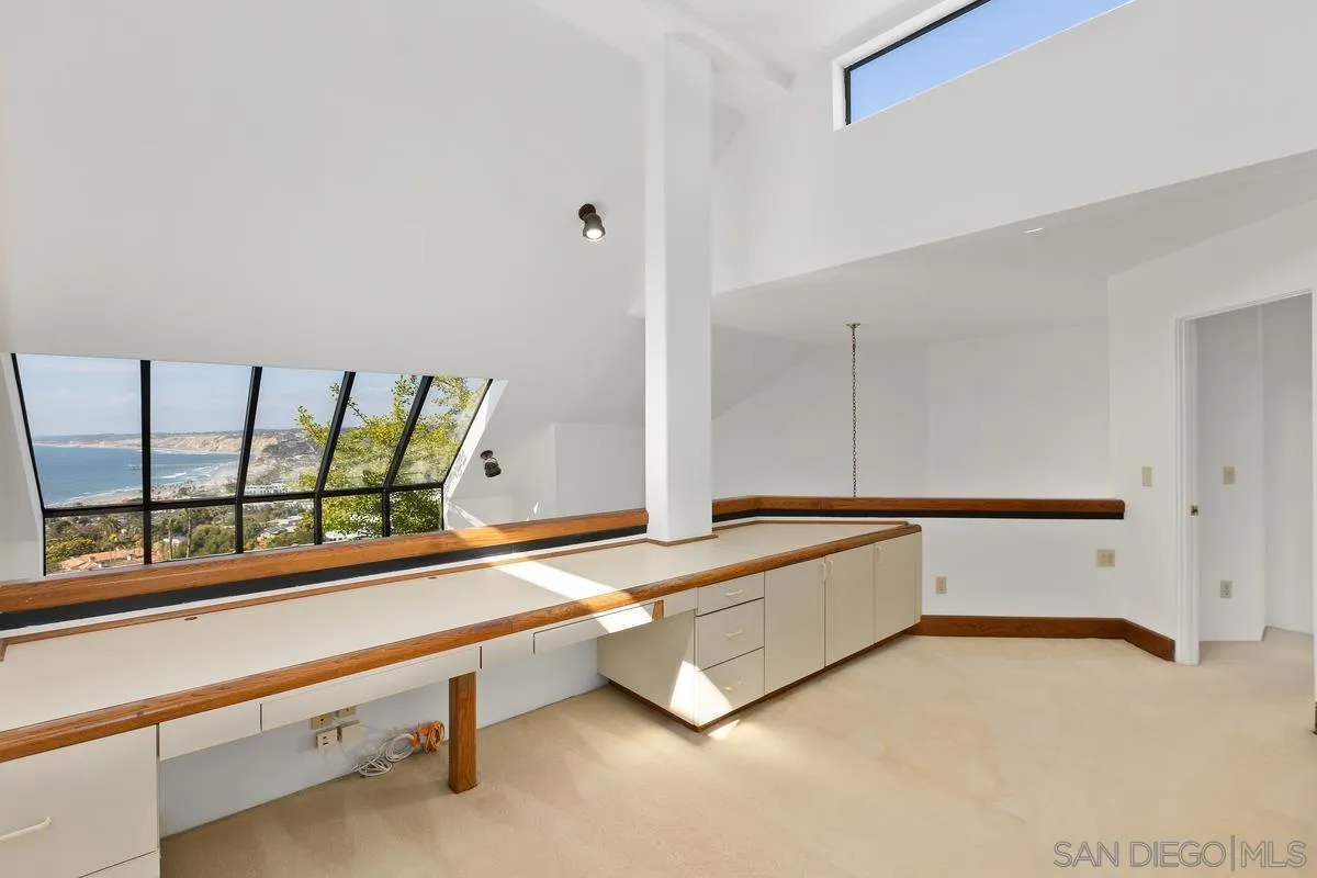 1888 Puente Drive La Jolla, CA 92037 - Photo 20 of 30