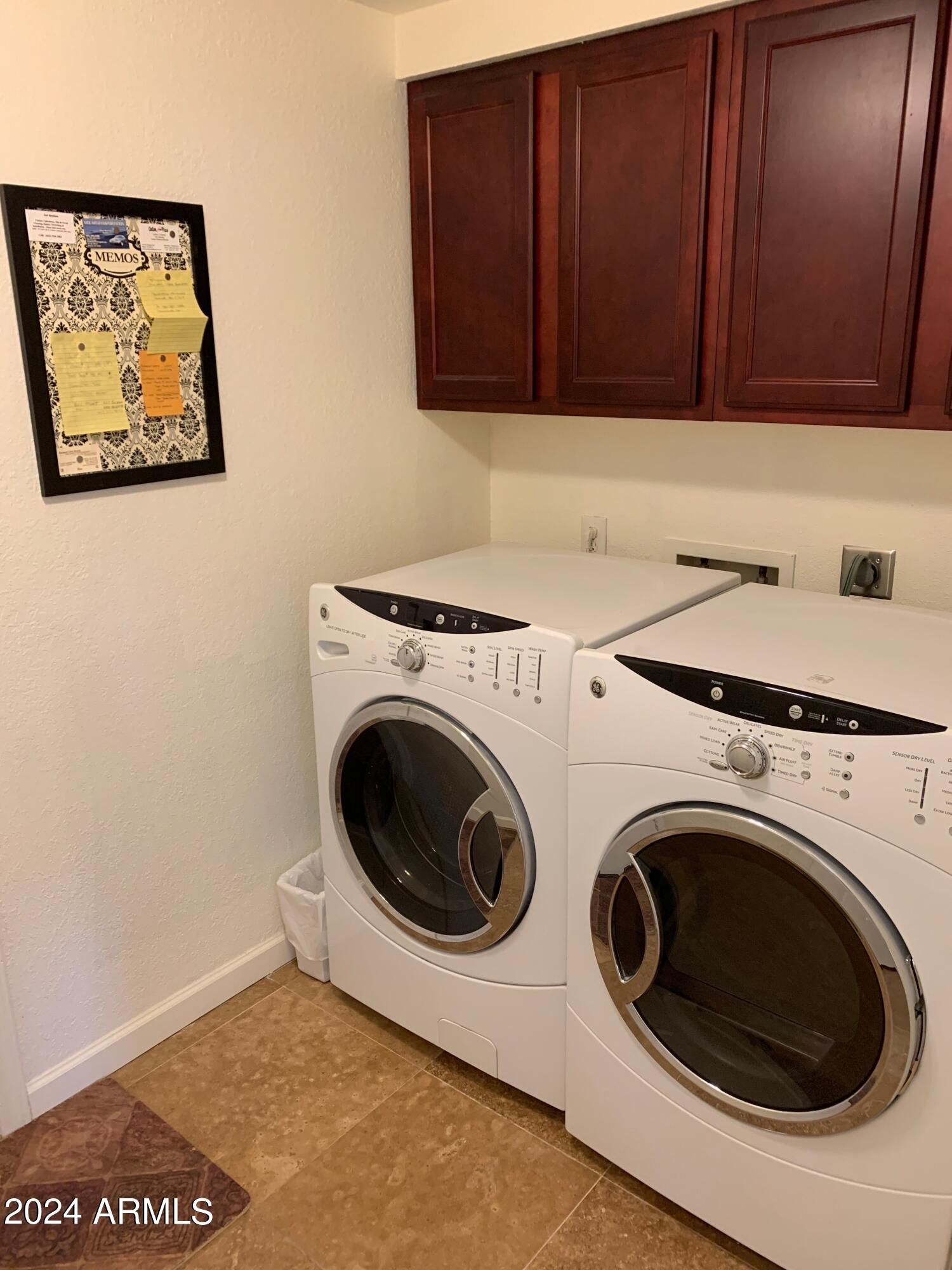 9705 East Mountain View Road, Unit 1036 Scottsdale, AZ 85258 - Photo 8 of 34 1036_laundry