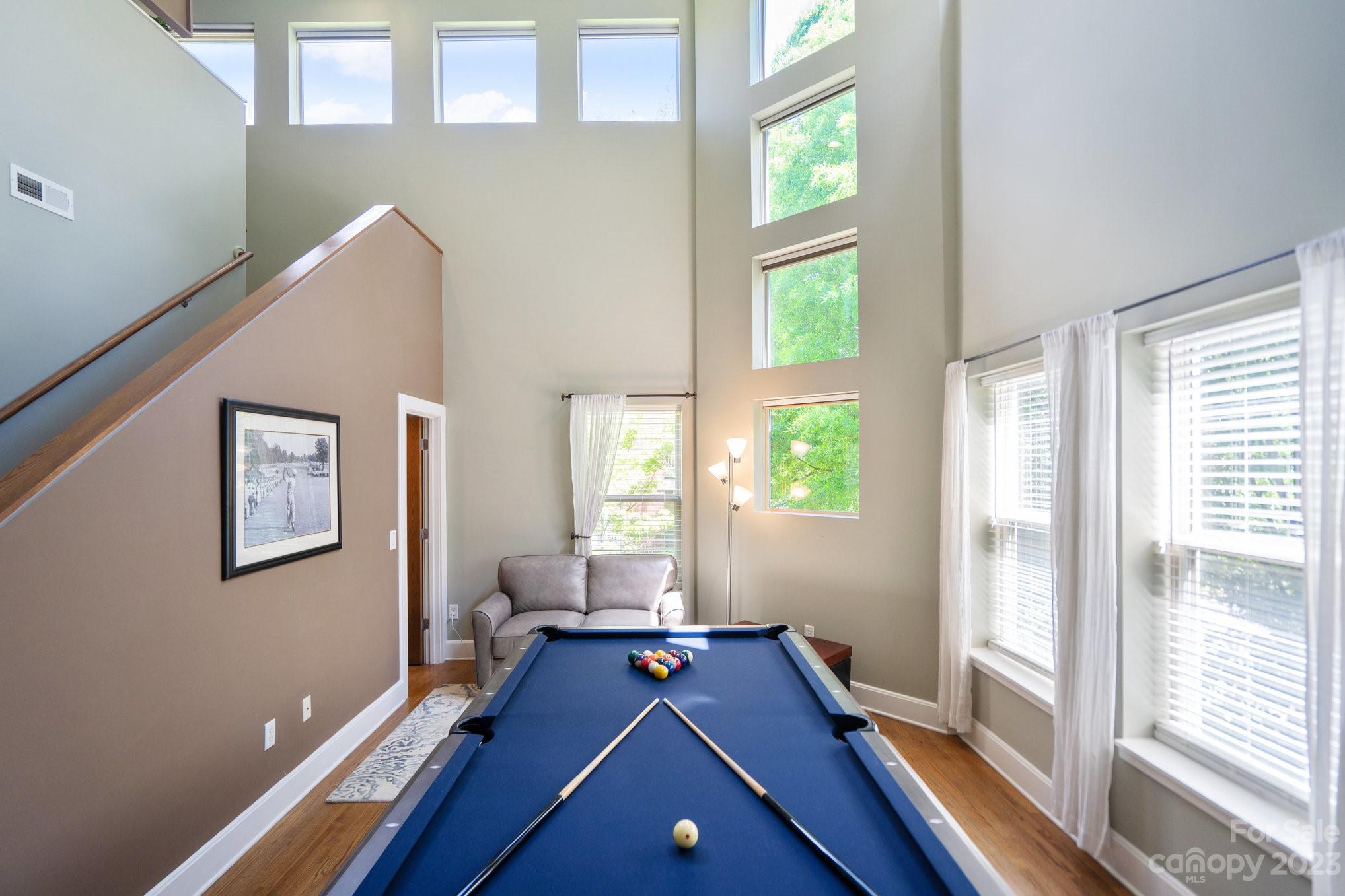 420 Queens Road, Unit 3 Charlotte, NC 28207 - Photo 16 of 35 a room with furniture and windows