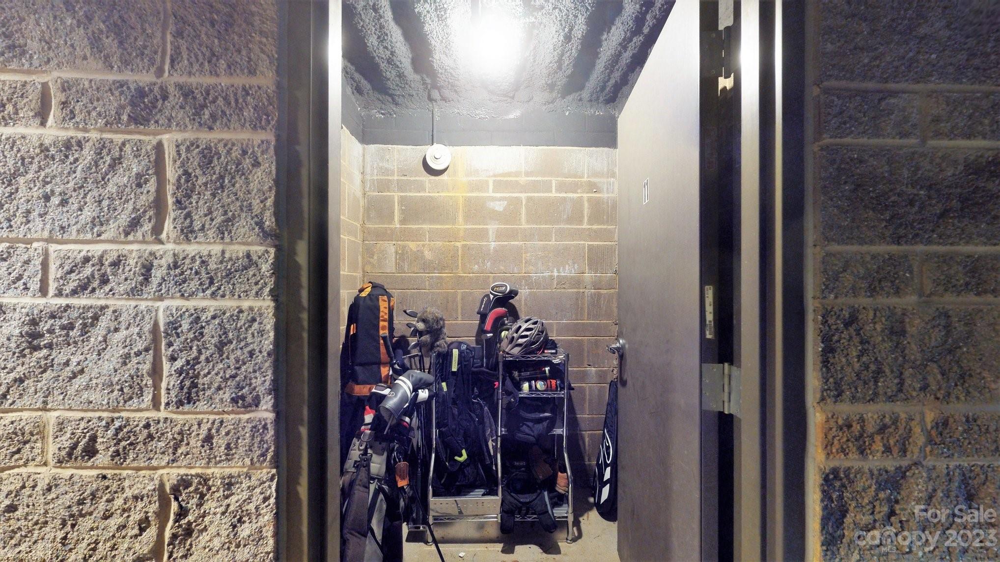 420 Queens Road, Unit 3 Charlotte, NC 28207 - Photo 33 of 35 a view of a bathroom with a shower