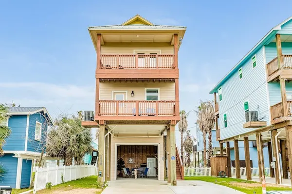 $429,000 | 11221 Schwartz Drive, Galveston, TX 77554