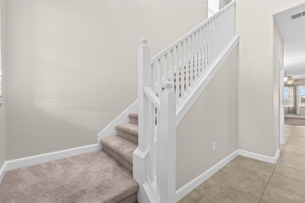 10153 Newminster Loop Ruskin, FL 33573 - Photo 14 of 34