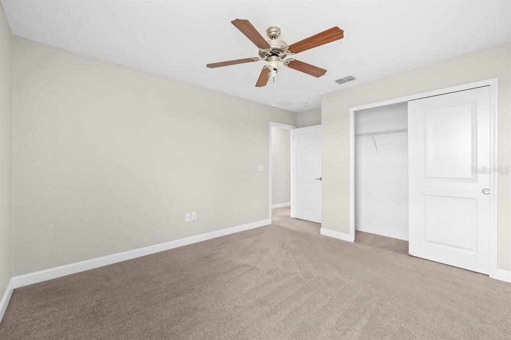 10153 Newminster Loop Ruskin, FL 33573 - Photo 17 of 34