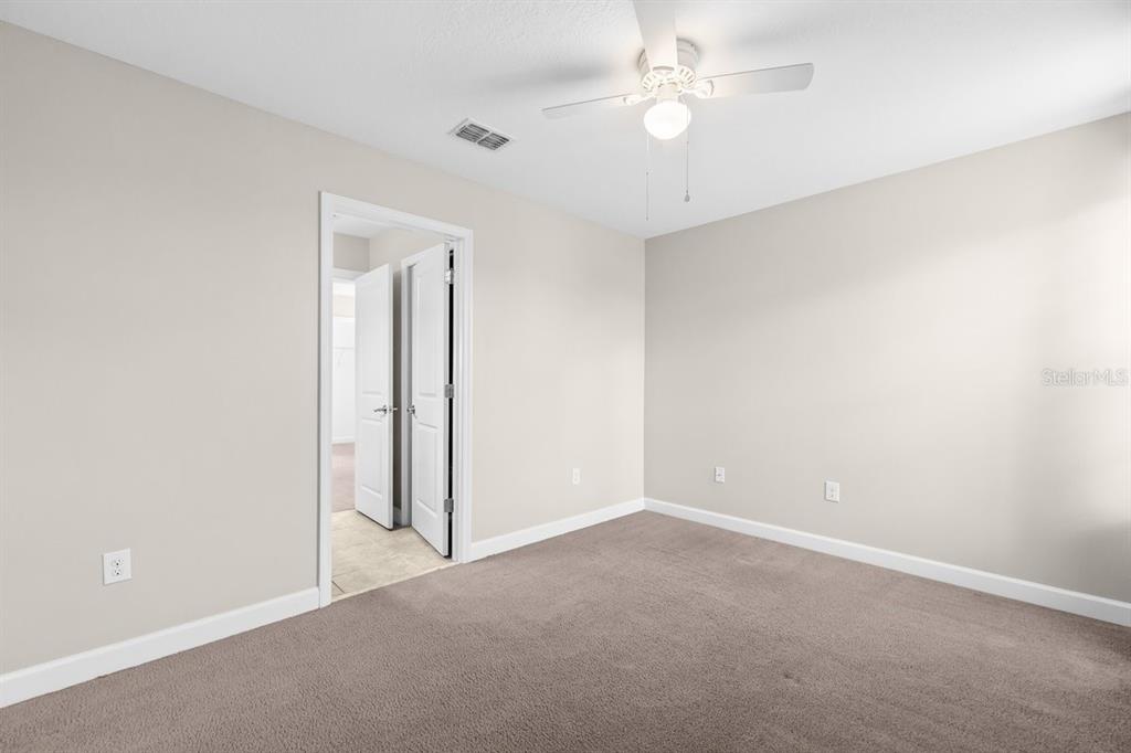 10153 Newminster Loop Ruskin, FL 33573 - Photo 25 of 34