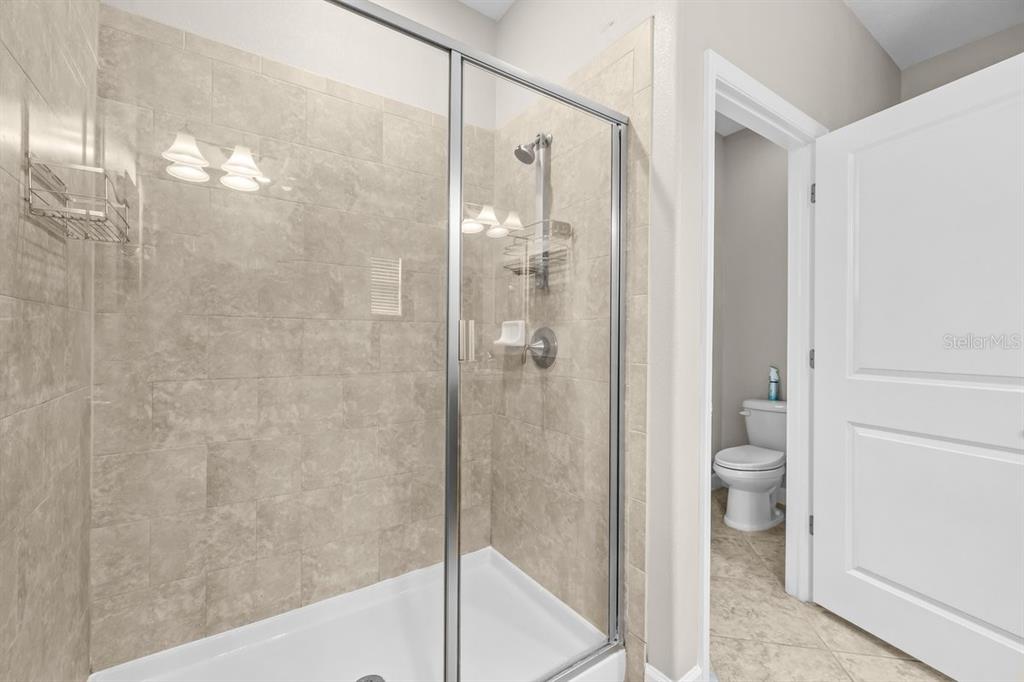 10153 Newminster Loop Ruskin, FL 33573 - Photo 10 of 34