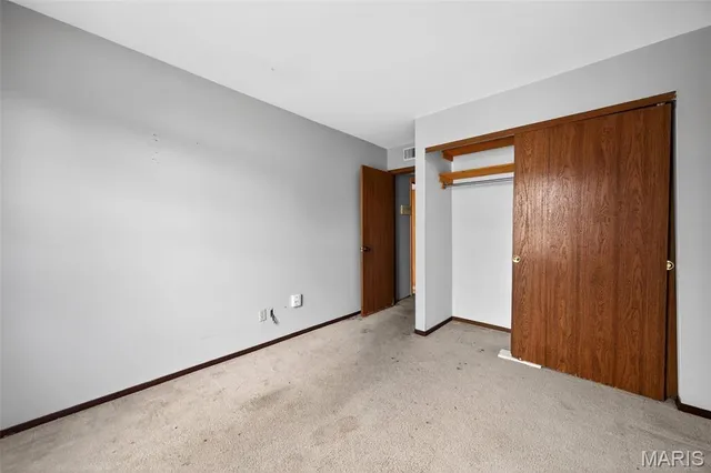 $69,900 | 6458 White Cap Lane, Unit B, Florissant, MO 63033