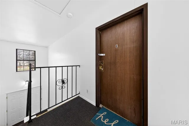 $69,900 | 6458 White Cap Lane, Unit B, Florissant, MO 63033