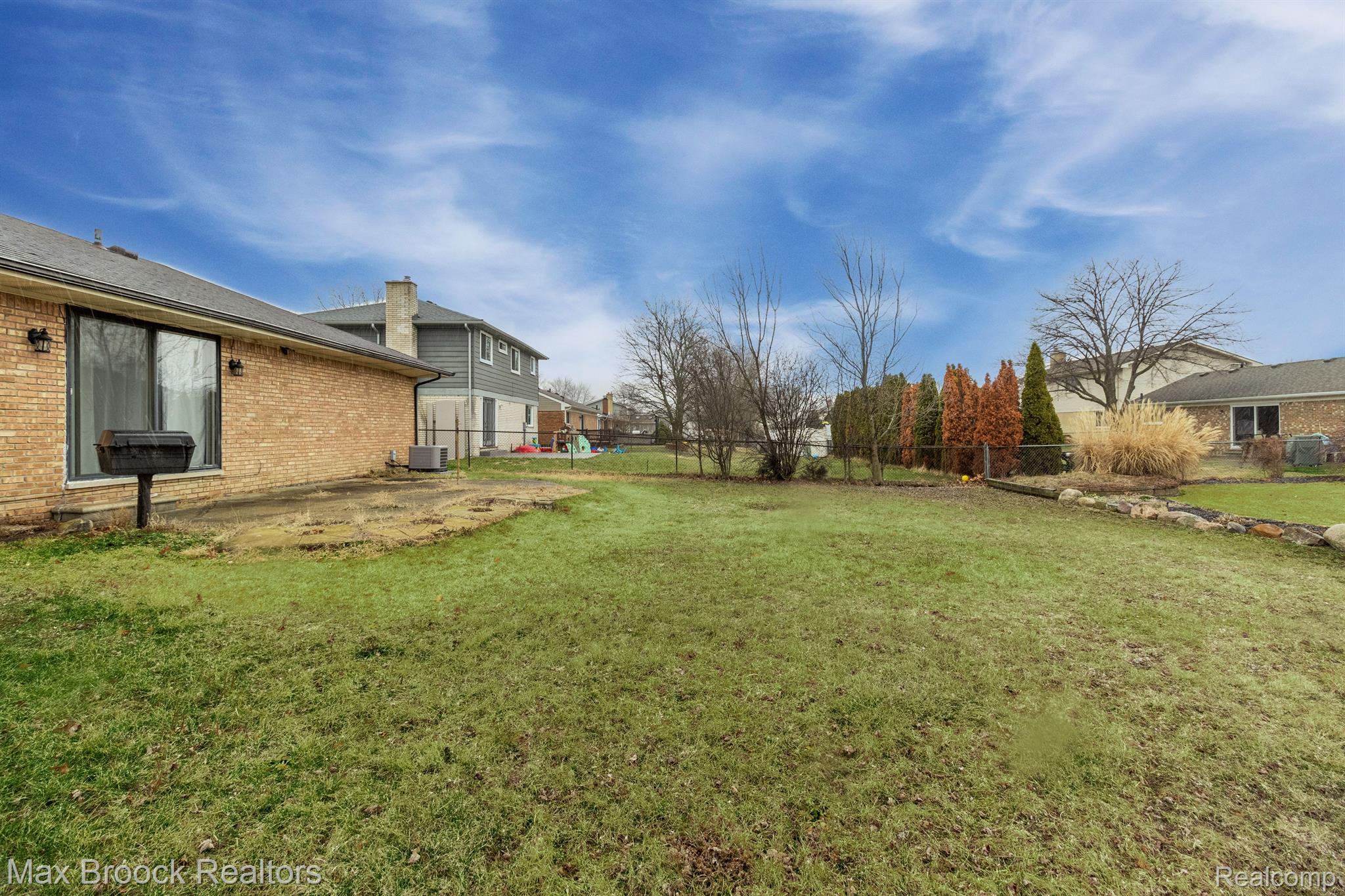43722 Hanford Road Canton, MI 48187 - Photo 27 of 29 Gallery Image 27