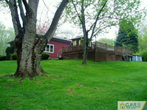 4 Stearns Road East Brunswick, NJ 08816 - Photo 2 of 8 Gallery Image 2