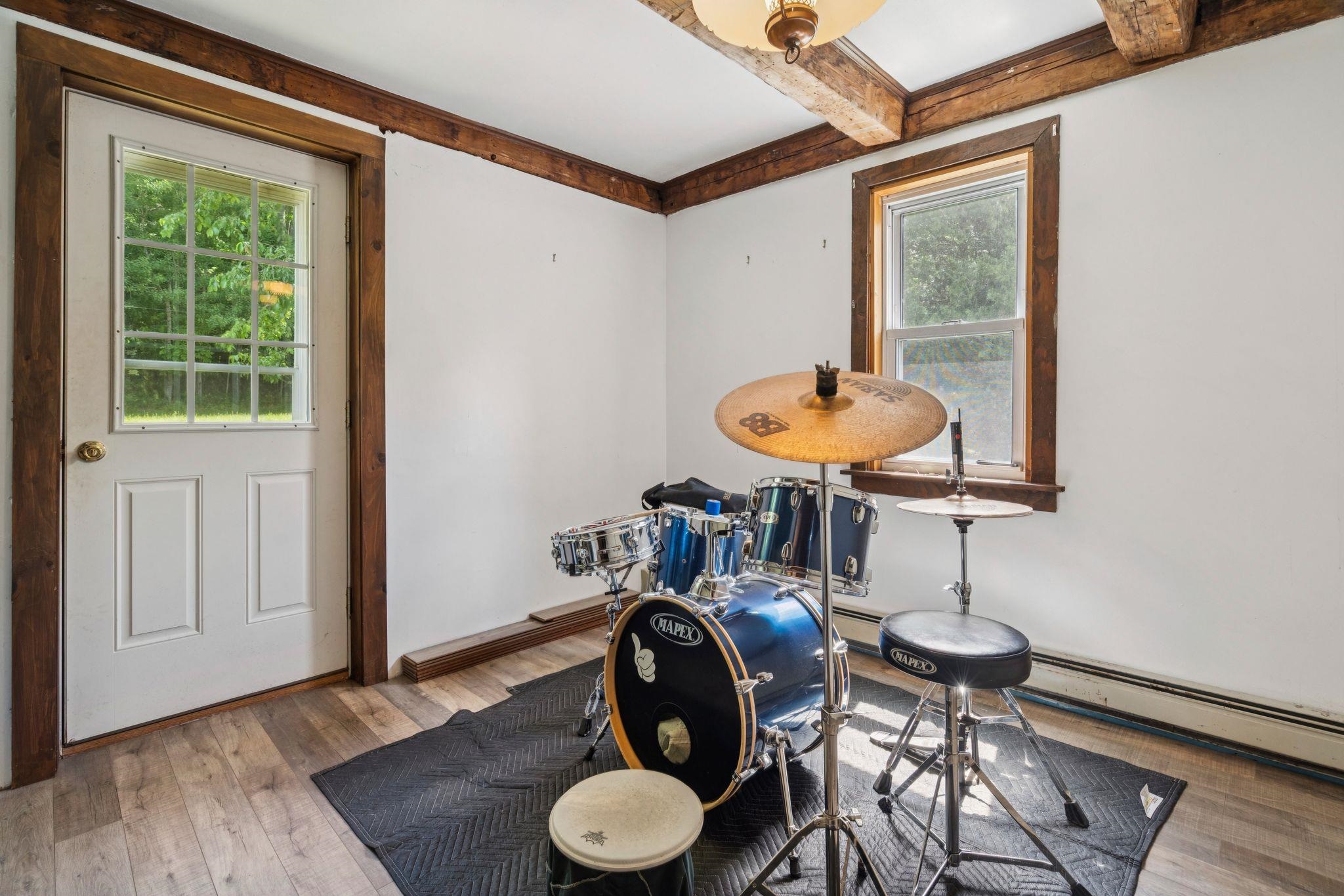892 South Main Street Newport, NH 03773 - Photo 23 of 34