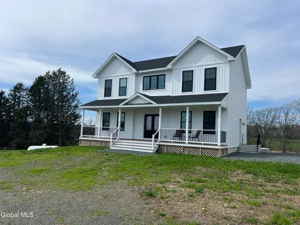 $889,900 | 282 A Ridge Road, Stuyvesant, NY 12156