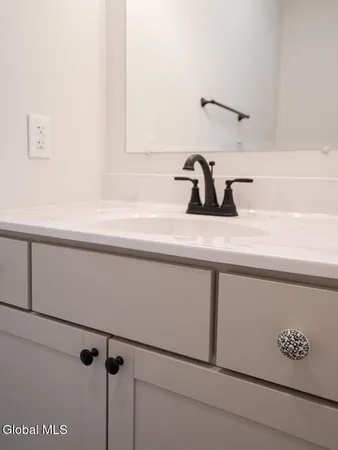 $889,900 | 282 A Ridge Road, Stuyvesant, NY 12156