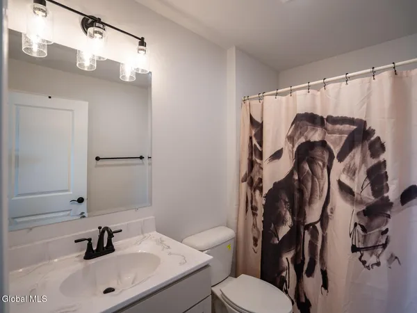 $889,900 | 282 A Ridge Road, Stuyvesant, NY 12156