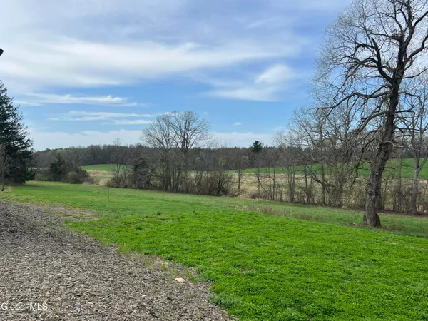 $889,900 | 282 A Ridge Road, Stuyvesant, NY 12156