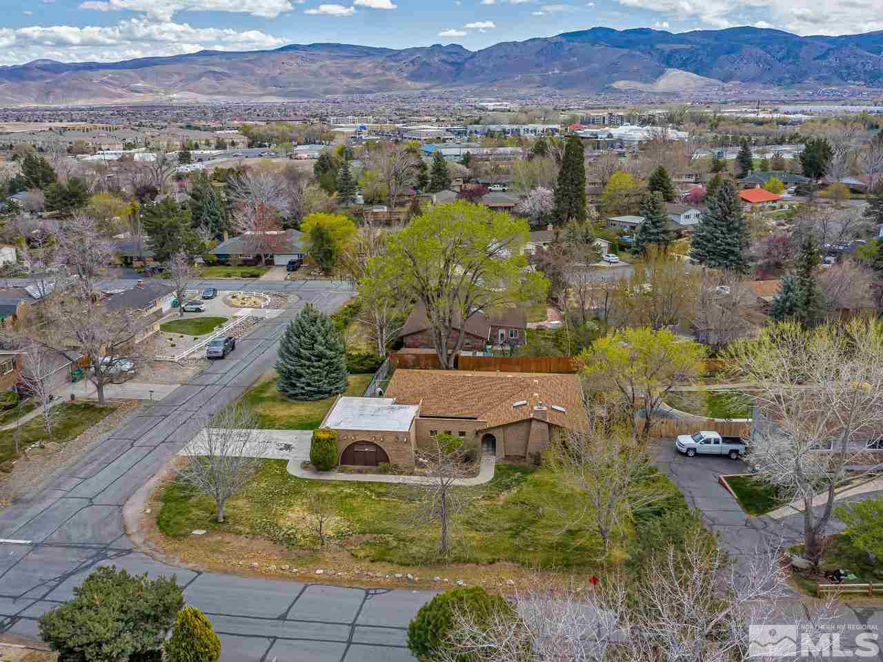 225 Floreca Way Reno, NV 89511 - Photo 26 of 33 Photo 26