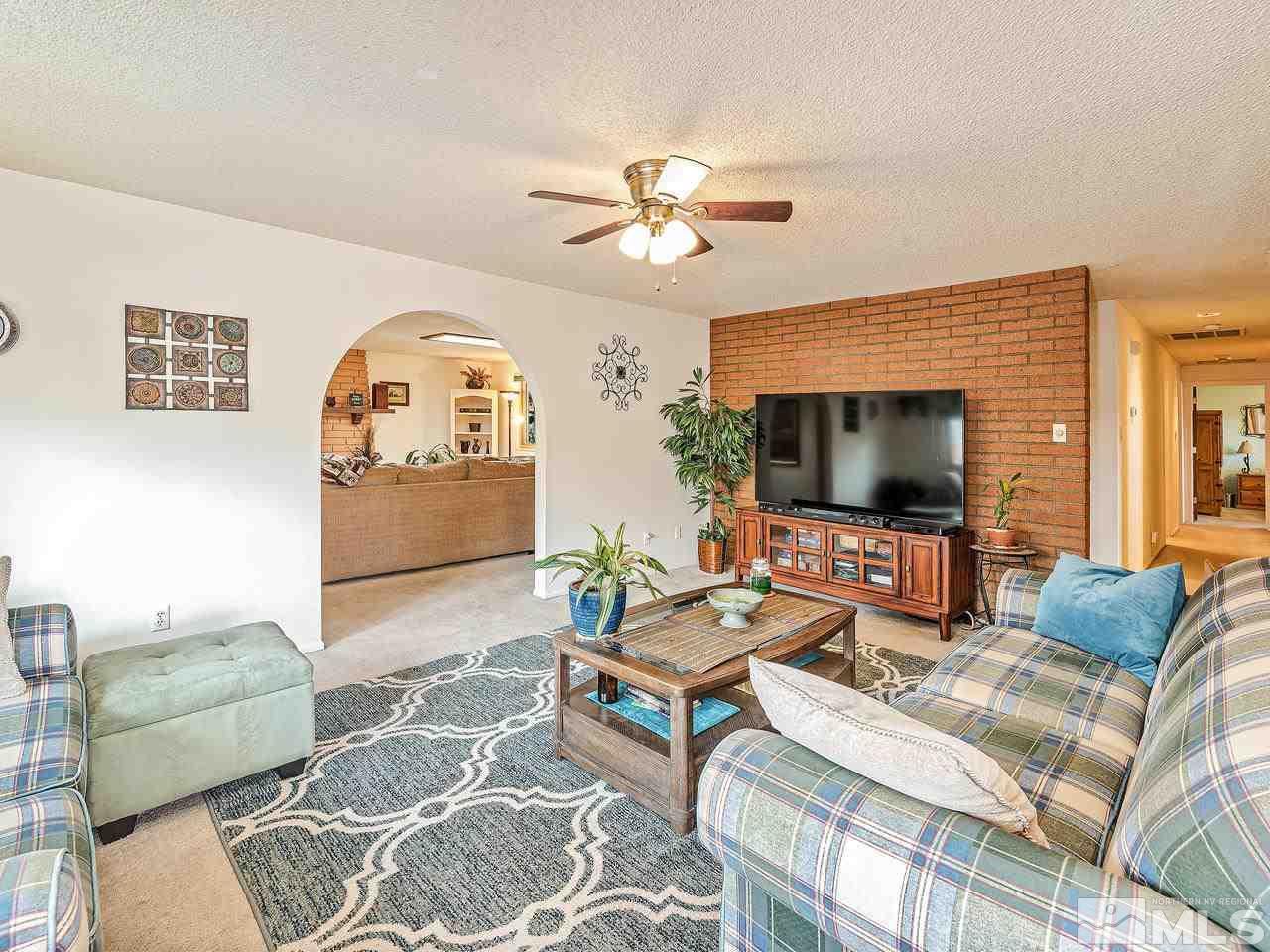 225 Floreca Way Reno, NV 89511 - Photo 9 of 33 Photo 9