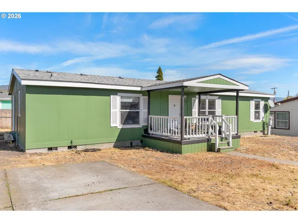 $310,000 | 915 Home Street, The Dalles, OR 97058
