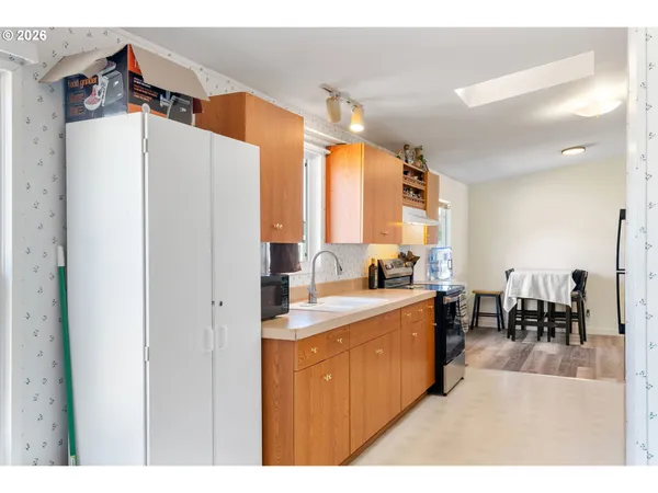 $310,000 | 915 Home Street, The Dalles, OR 97058