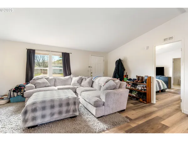 $310,000 | 915 Home Street, The Dalles, OR 97058