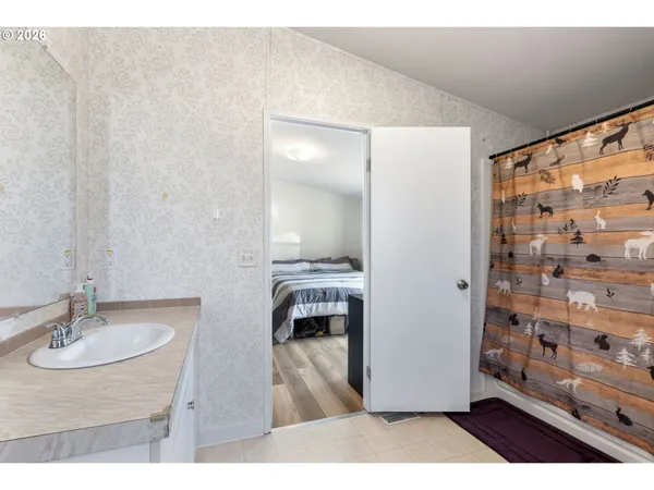 $310,000 | 915 Home Street, The Dalles, OR 97058