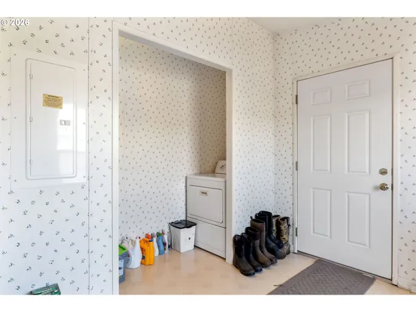 $310,000 | 915 Home Street, The Dalles, OR 97058