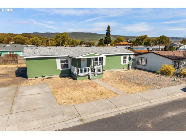 $310,000 | 915 Home Street, The Dalles, OR 97058