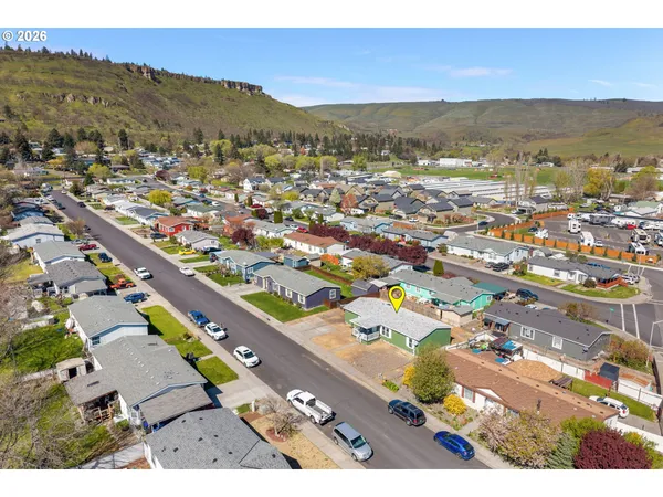 $310,000 | 915 Home Street, The Dalles, OR 97058