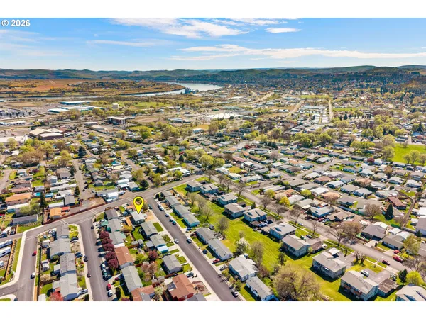 $310,000 | 915 Home Street, The Dalles, OR 97058