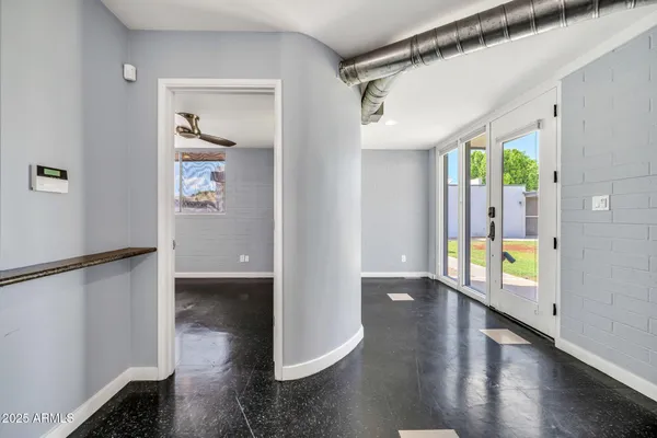 $289,900 | 4206 North 38th Street, Unit 4, Phoenix, AZ 85018