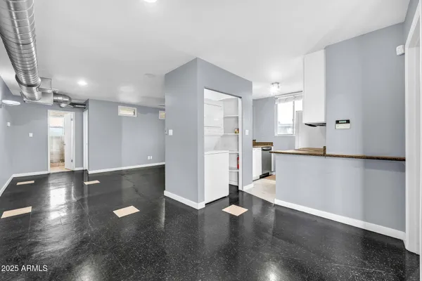 $289,900 | 4206 North 38th Street, Unit 4, Phoenix, AZ 85018