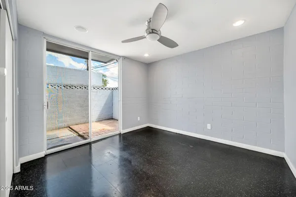 $289,900 | 4206 North 38th Street, Unit 4, Phoenix, AZ 85018