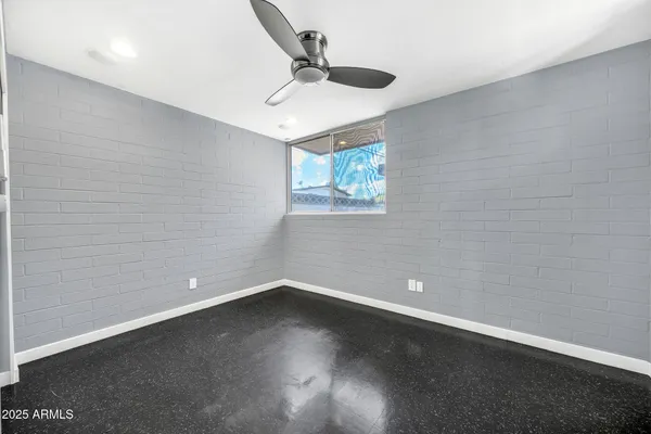 $289,900 | 4206 North 38th Street, Unit 4, Phoenix, AZ 85018