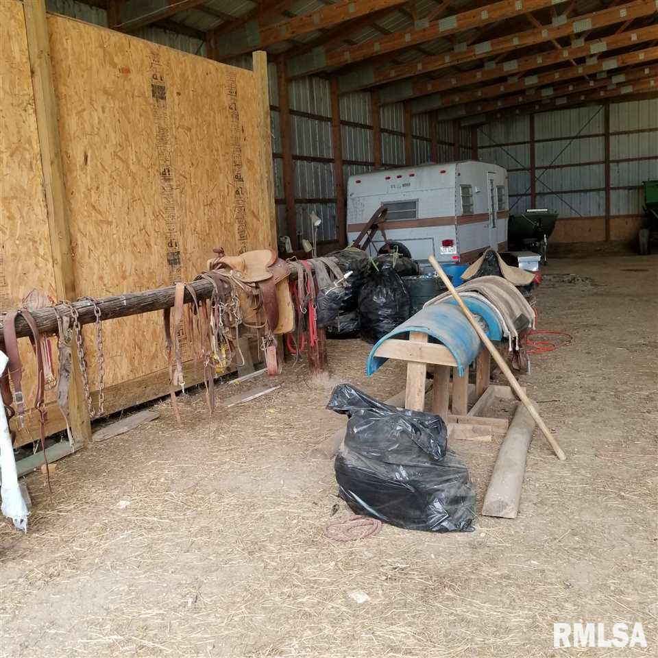 8735 East Airport Road Ipava, IL 61441 - Photo 6 of 11