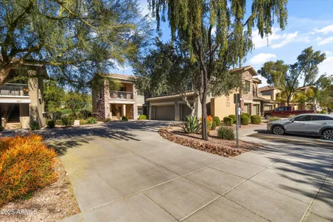 $615,000 | 21320 North 56th Street, Unit 1068, Phoenix, AZ 85054