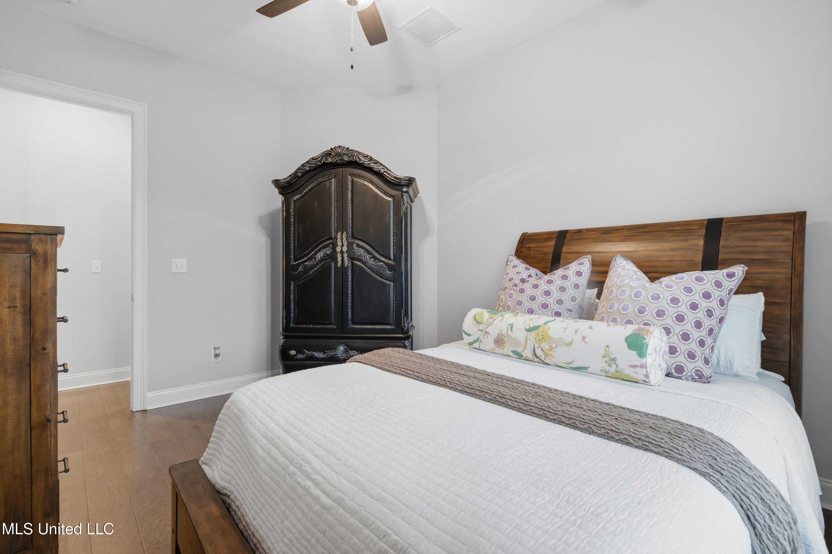 4435 Parish Row Olive Branch, MS 38654 - Photo 26 of 55 23__dsc9961_print
