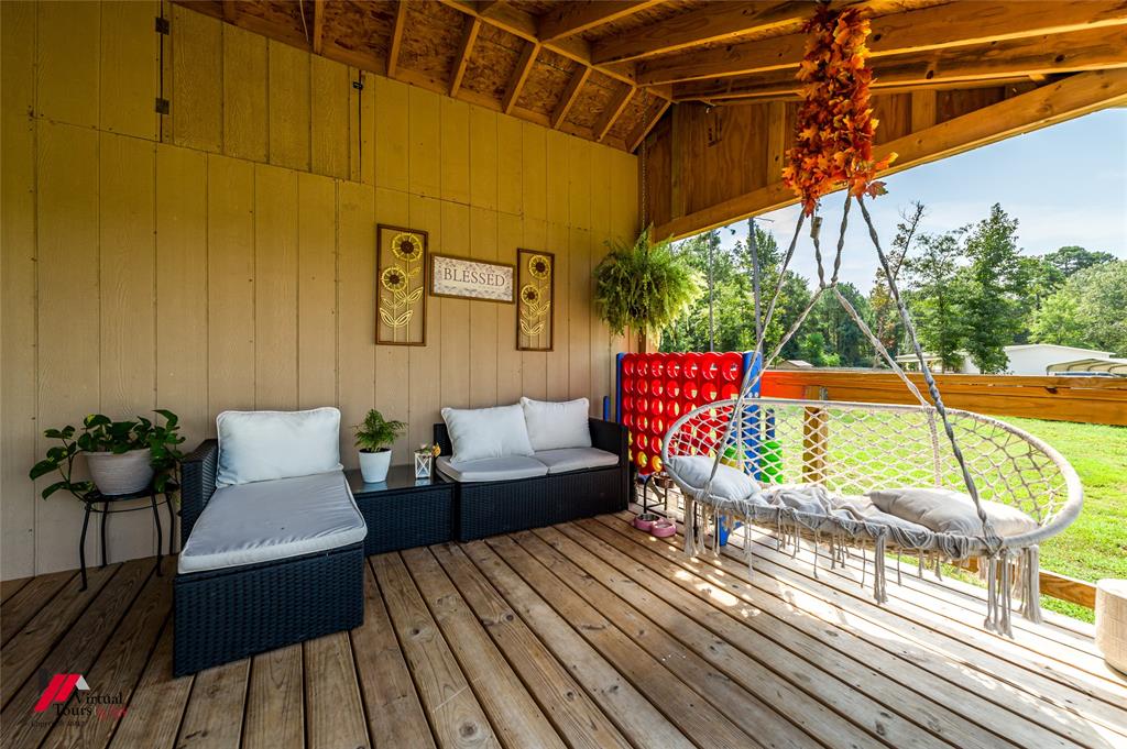 14631 Pecan Road Keithville, LA 71047 - Photo 3 of 40 a outdoor space with sitting area