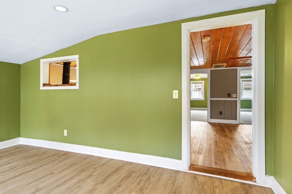 28 Park Road Ashby, MA 01431 - Photo 21 of 36