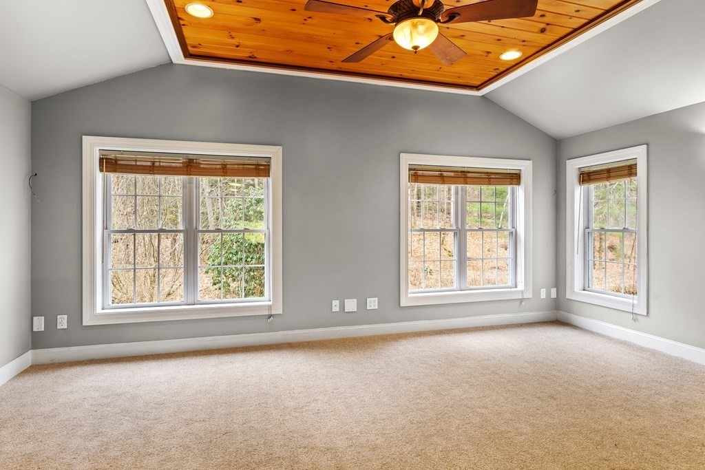 28 Park Road Ashby, MA 01431 - Photo 27 of 36